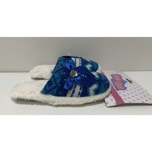 Vee Vee girl size M 12/13 slip on blue slippers geometric heart print and bow